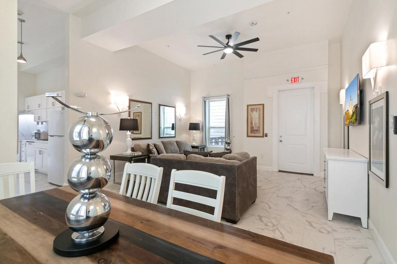 Breathtaking Condos Near French Quarter 新奥尔良 外观 照片