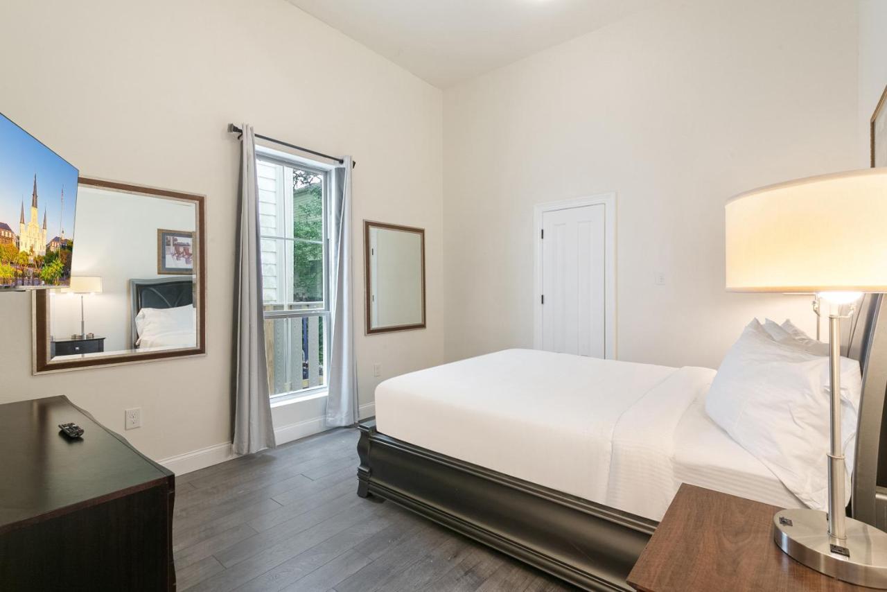 Breathtaking Condos Near French Quarter 新奥尔良 外观 照片