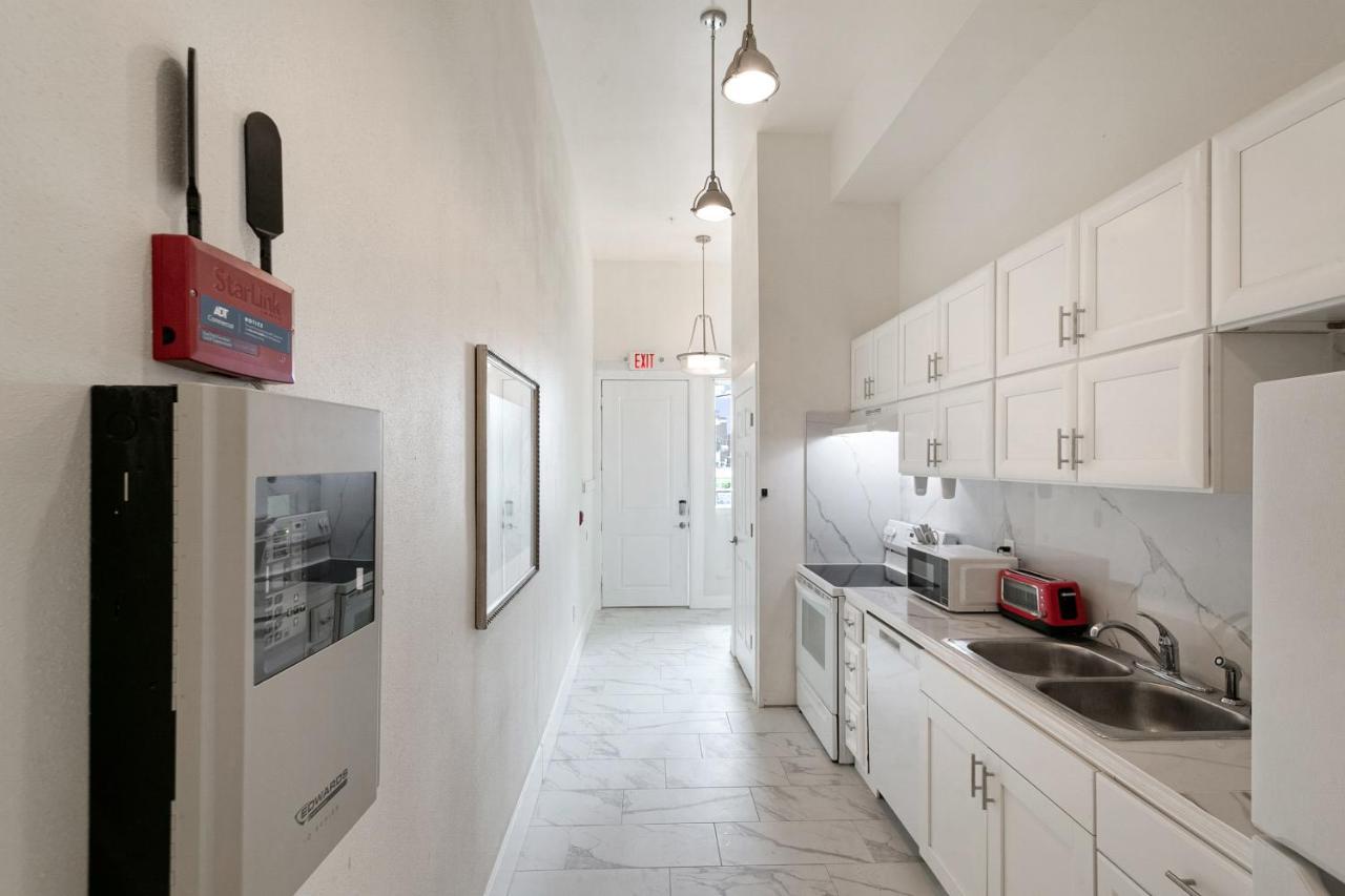 Breathtaking Condos Near French Quarter 新奥尔良 外观 照片