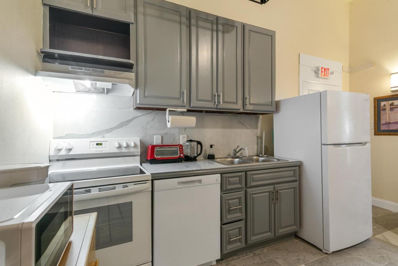 Breathtaking Condos Near French Quarter 新奥尔良 外观 照片