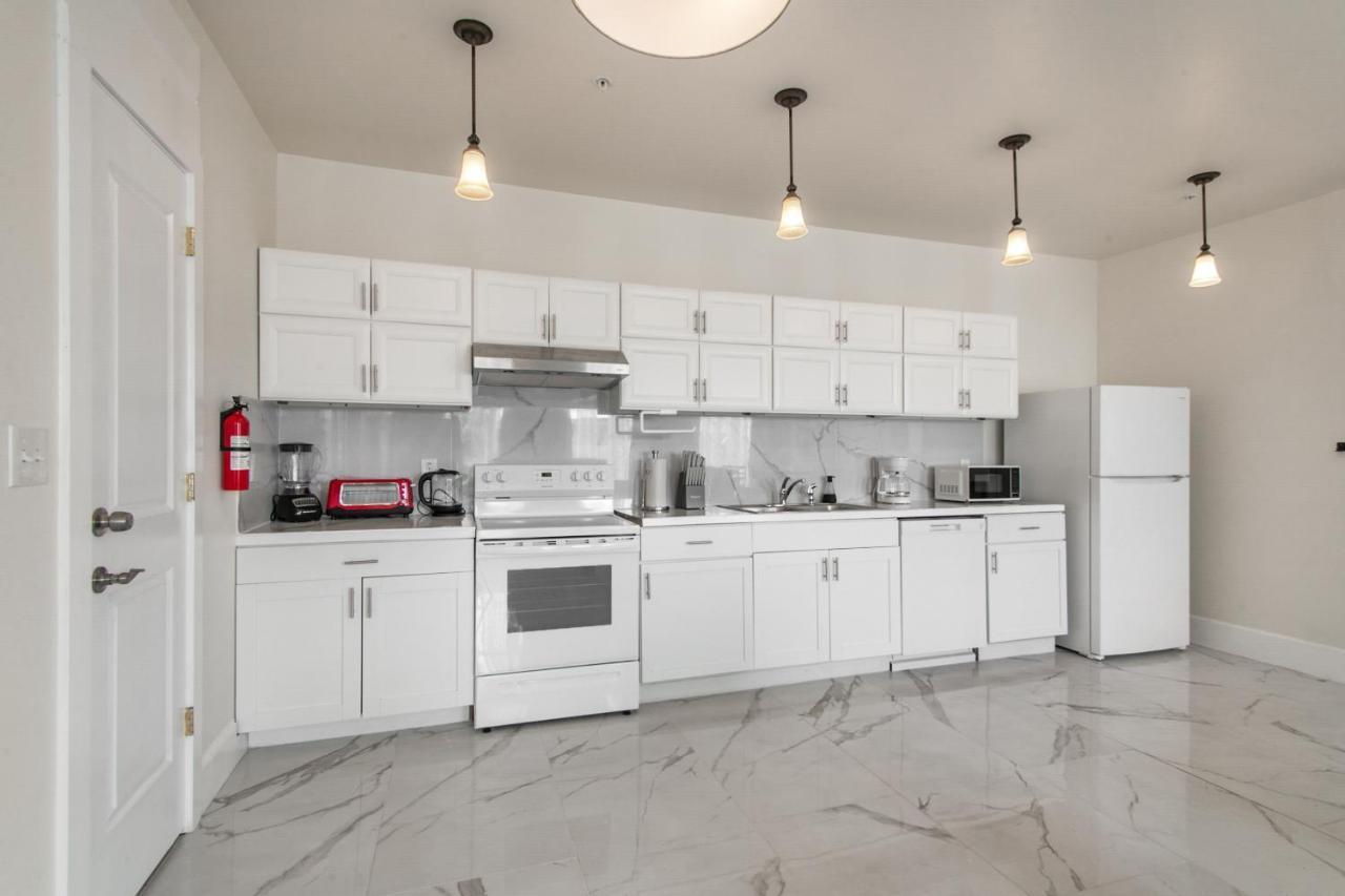 Breathtaking Condos Near French Quarter 新奥尔良 外观 照片